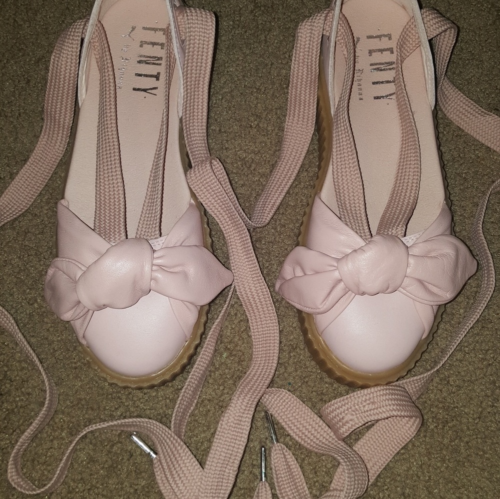 NWOB Puma Fenty Leather Bow Creepers-pink